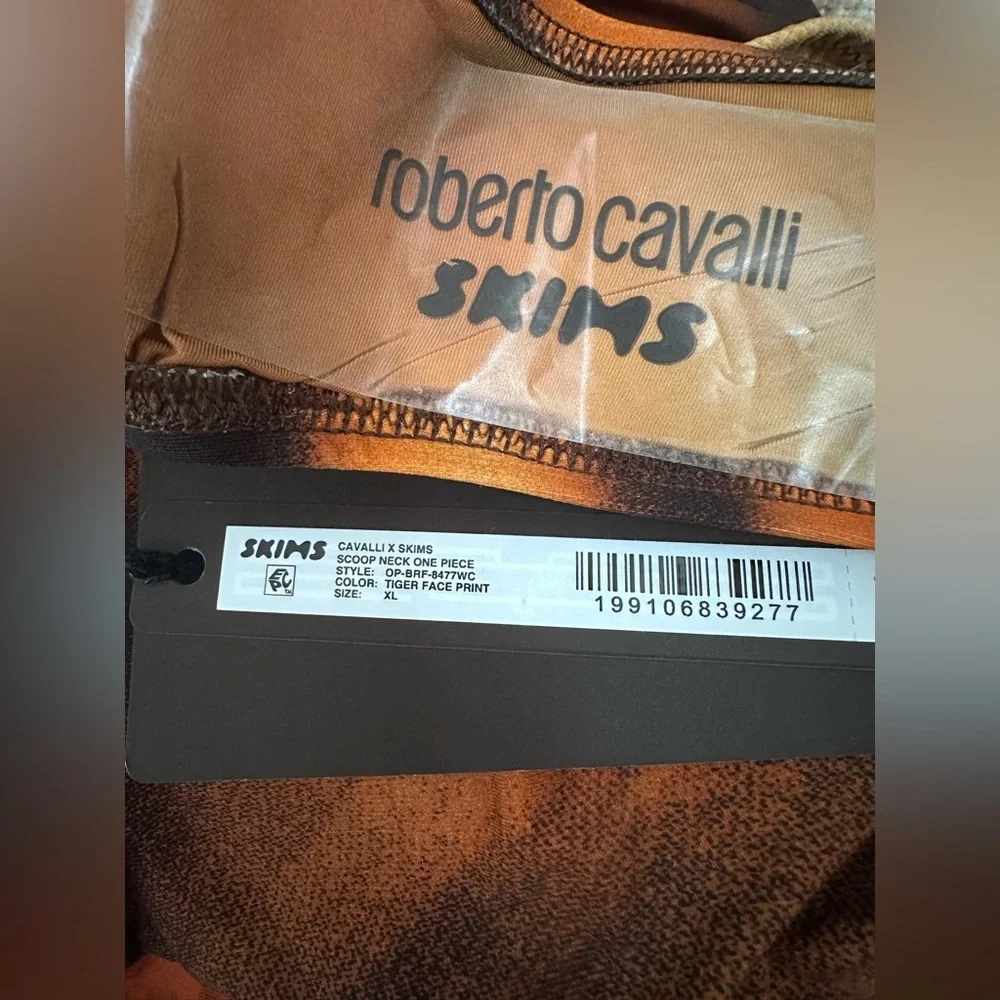 Sw68. Cavalli X Skims nwt 🐅tiger face print scoop neck one piece XL - Picture 4 of 6